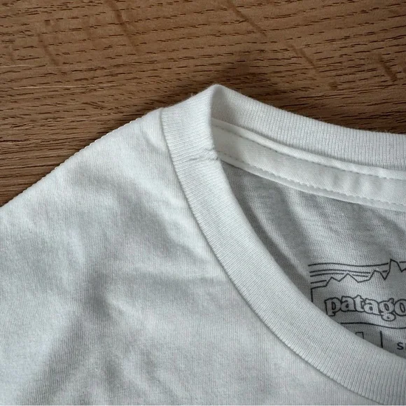 Patagonia Honolulu Hawaii Slim Fit Tee - Picture 6 of 6